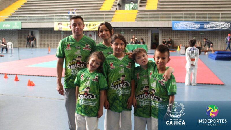 festene26614078645_1369375618536487_3161083195352802573_n