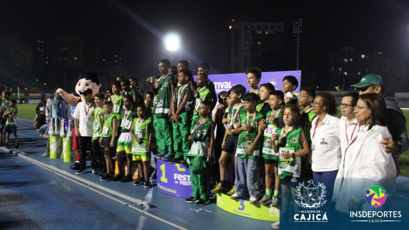 festene26615395545_1370865241720858_4181387092669055620_n